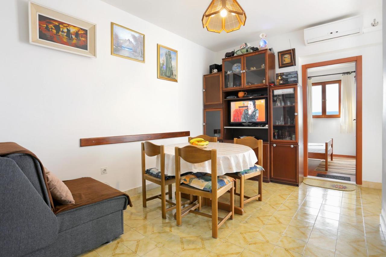 Apartments By The Sea Stanici, Omis - 1028 Tice المظهر الخارجي الصورة