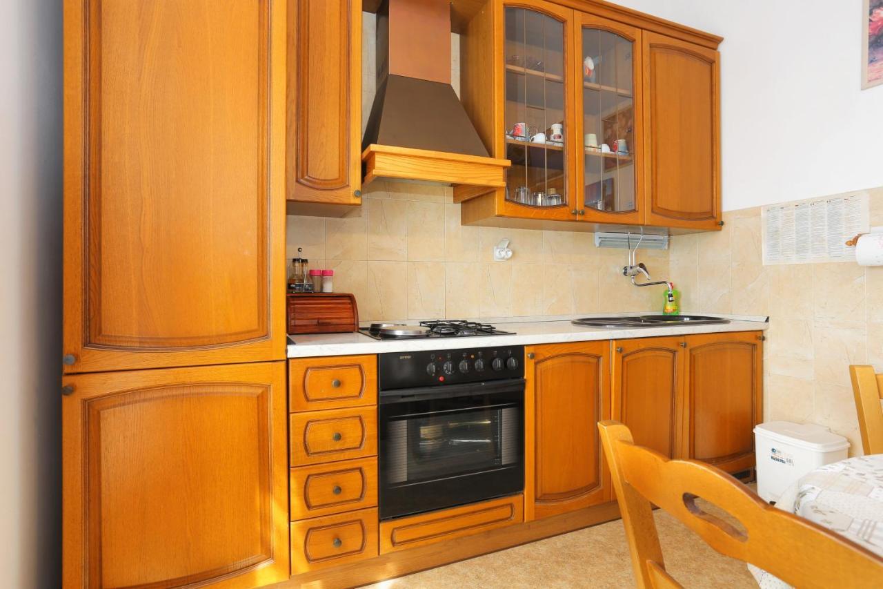 Apartments By The Sea Stanici, Omis - 1028 Tice المظهر الخارجي الصورة
