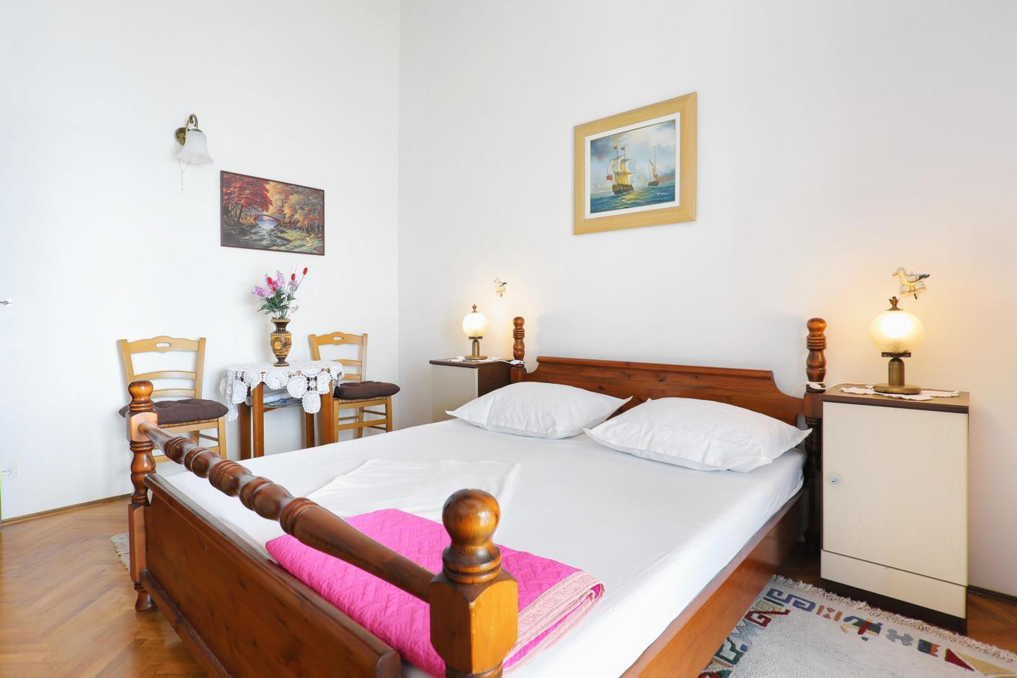 Apartments By The Sea Stanici, Omis - 1028 Tice الغرفة الصورة